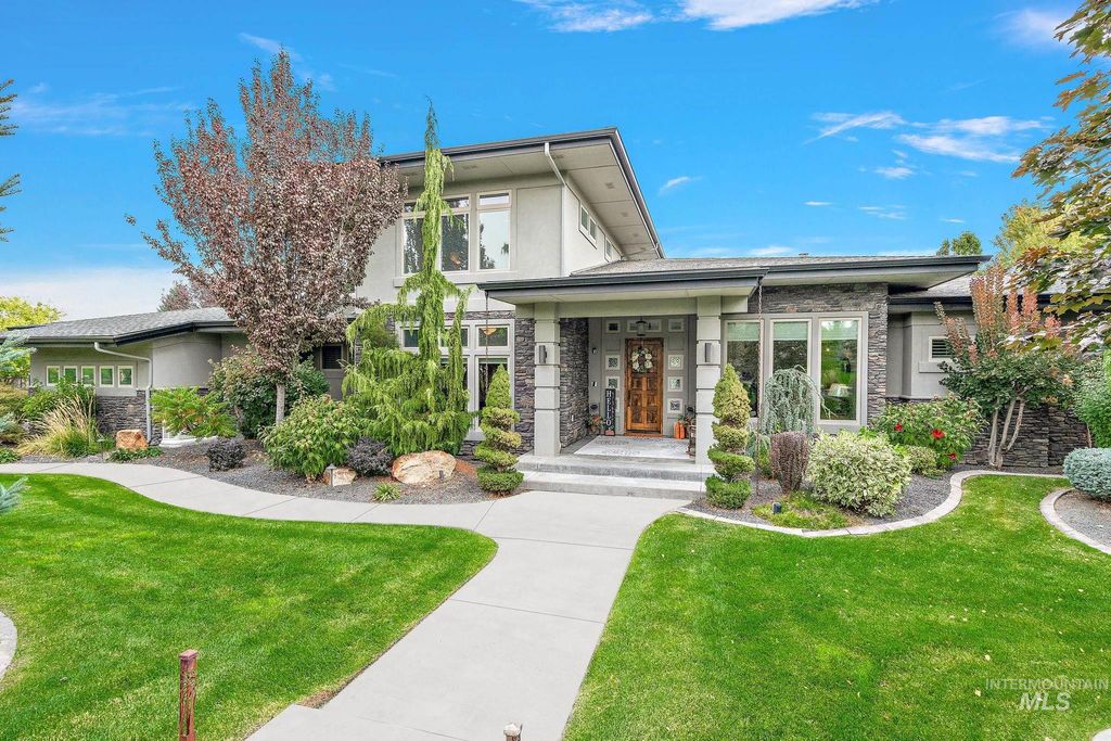 Photo of 2156 E Hyper Dr, Meridian, ID 83642 (MLS # 98963508)