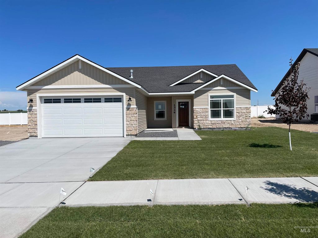 Photo of 1314 Concord St, Jerome, ID 83338 (MLS # 98955194)