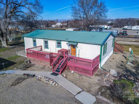 Photo of 5589 Spur 95 Hwy, Ontario, OR 97914 (MLS # 98974204)