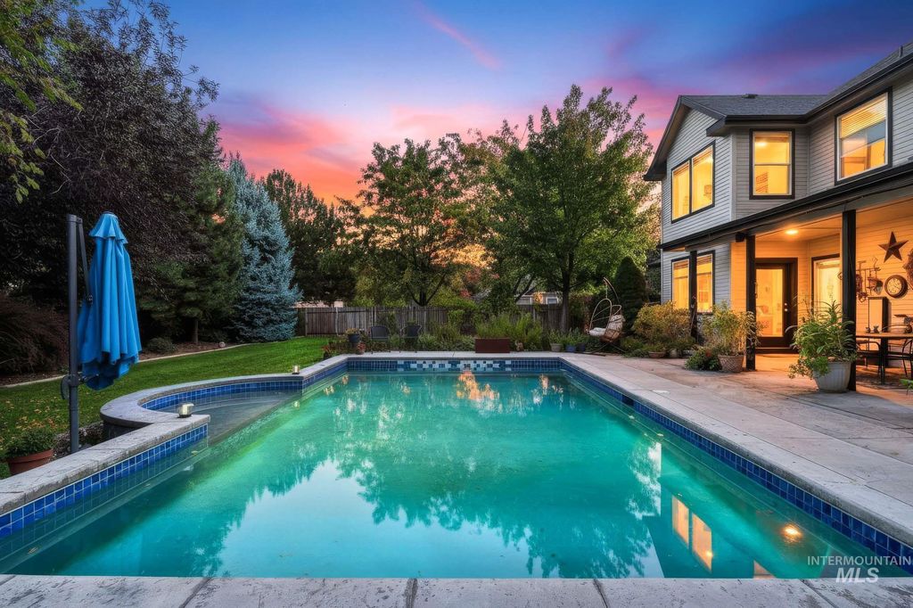 Photo of 10996 W Southerland St, Boise, ID 83709 (MLS # 98980112)