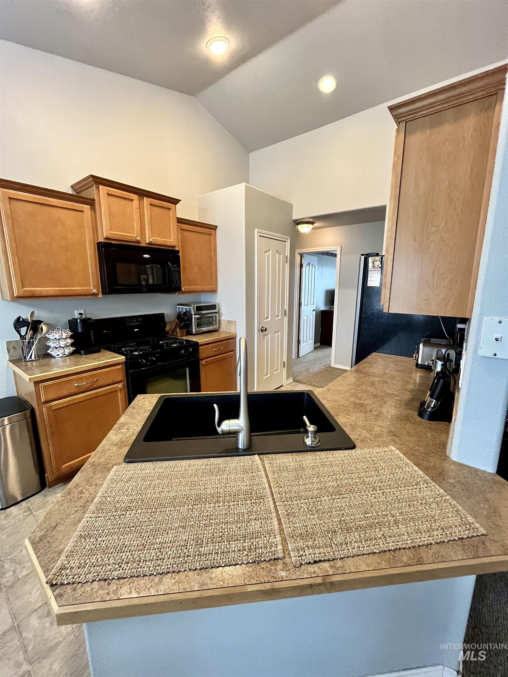 11366 W Cathedral St