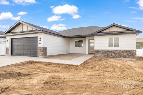 Photo of 938 Gregory Way, Twin Falls, ID 83301 (MLS # 98963544)