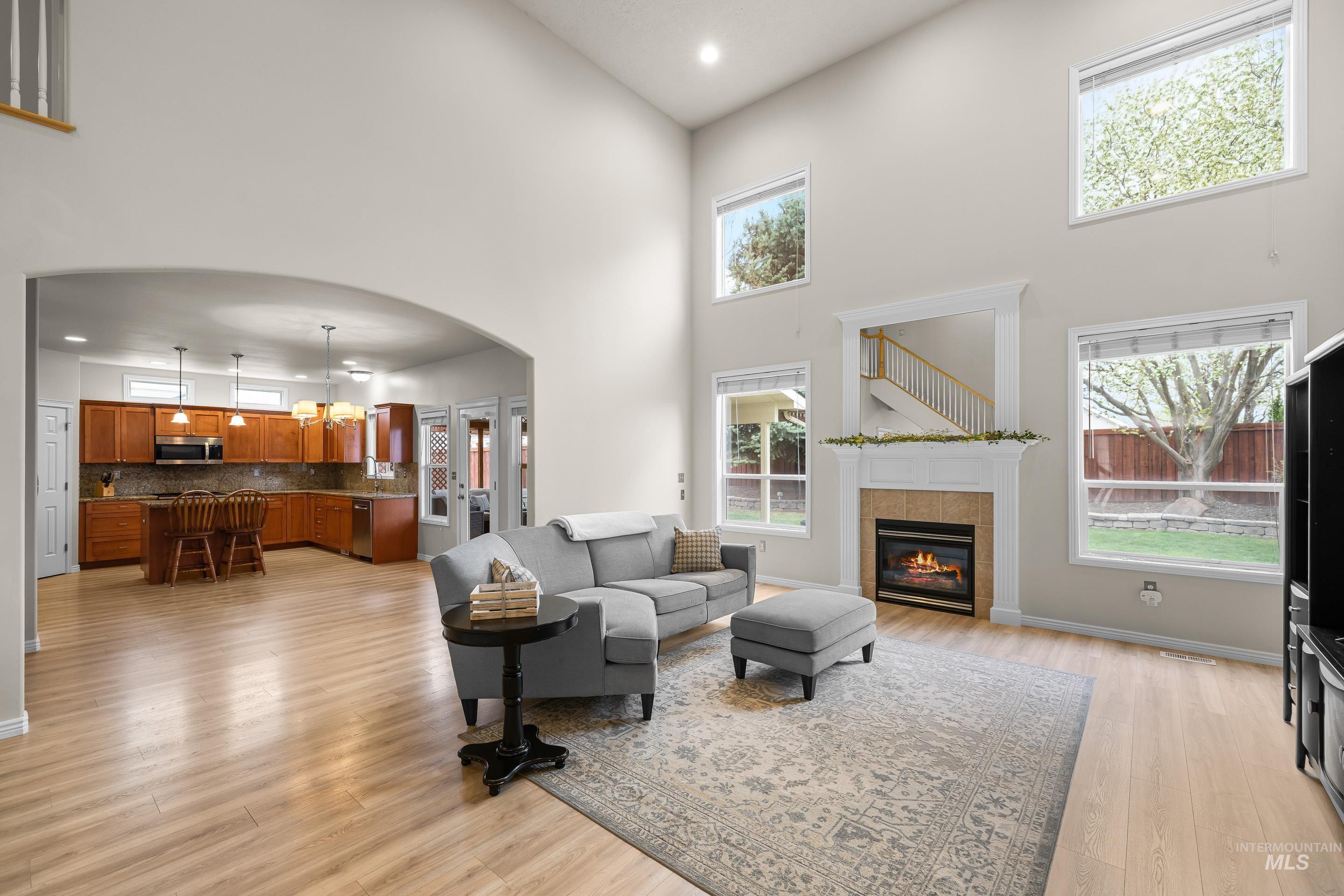 4481 N Diamond Creek