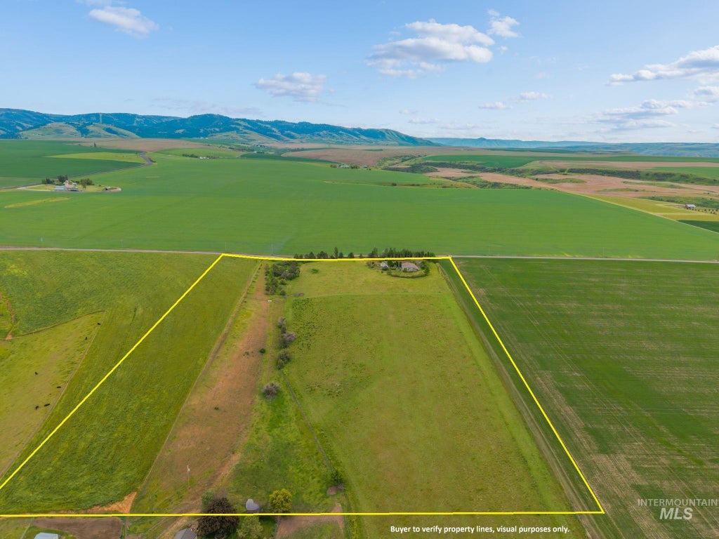 Photo of 37989 Rosenkrantz Road, Lewiston, ID 83501 (MLS # 98993901)