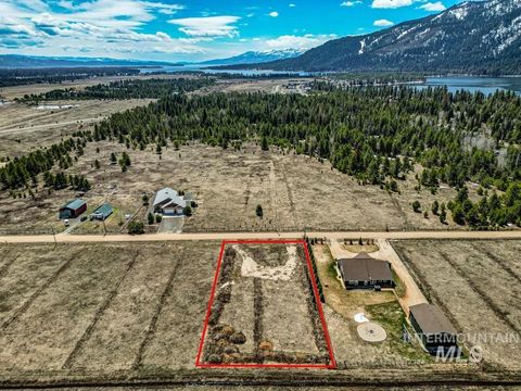 Photo of 1816 Schultz Rd, Donnelly, ID 83615 (MLS # 98985764)