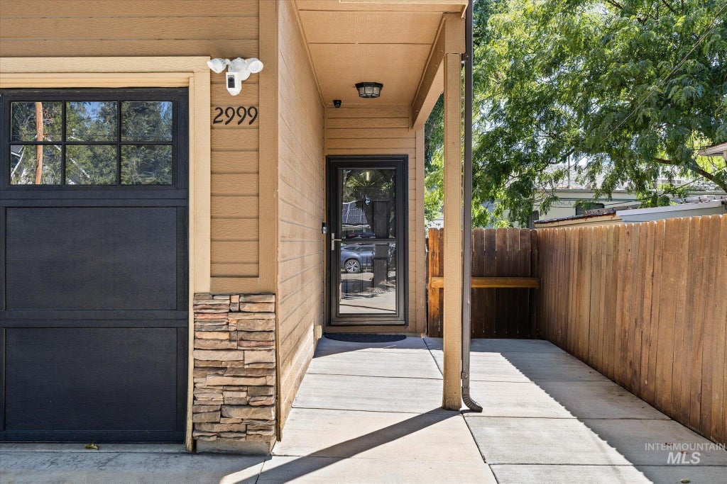 Photo of 2999 W Lemhi St, Boise, ID 83705 (MLS # 99000438)