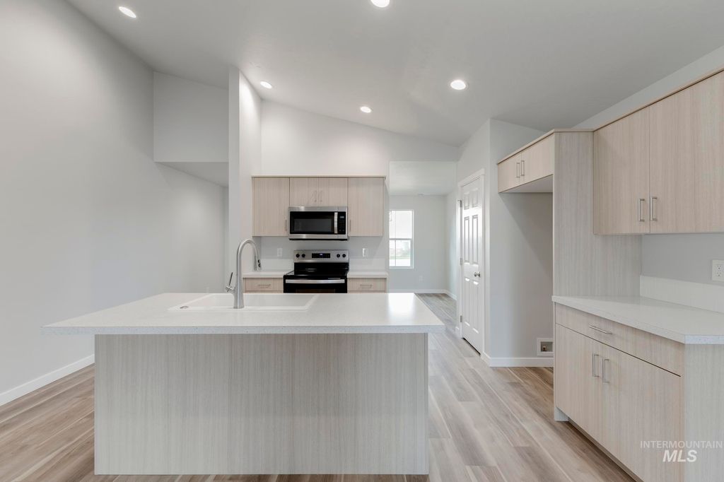 Photo of 7116 E Marble Springs Dr, Nampa, ID 83687 (MLS # 98985487)