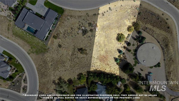 3673 E CLARION DR, BOISE, ID 83712 - Image bbb347d3b0d6749c2fa40dbadd97ef17/1801353447