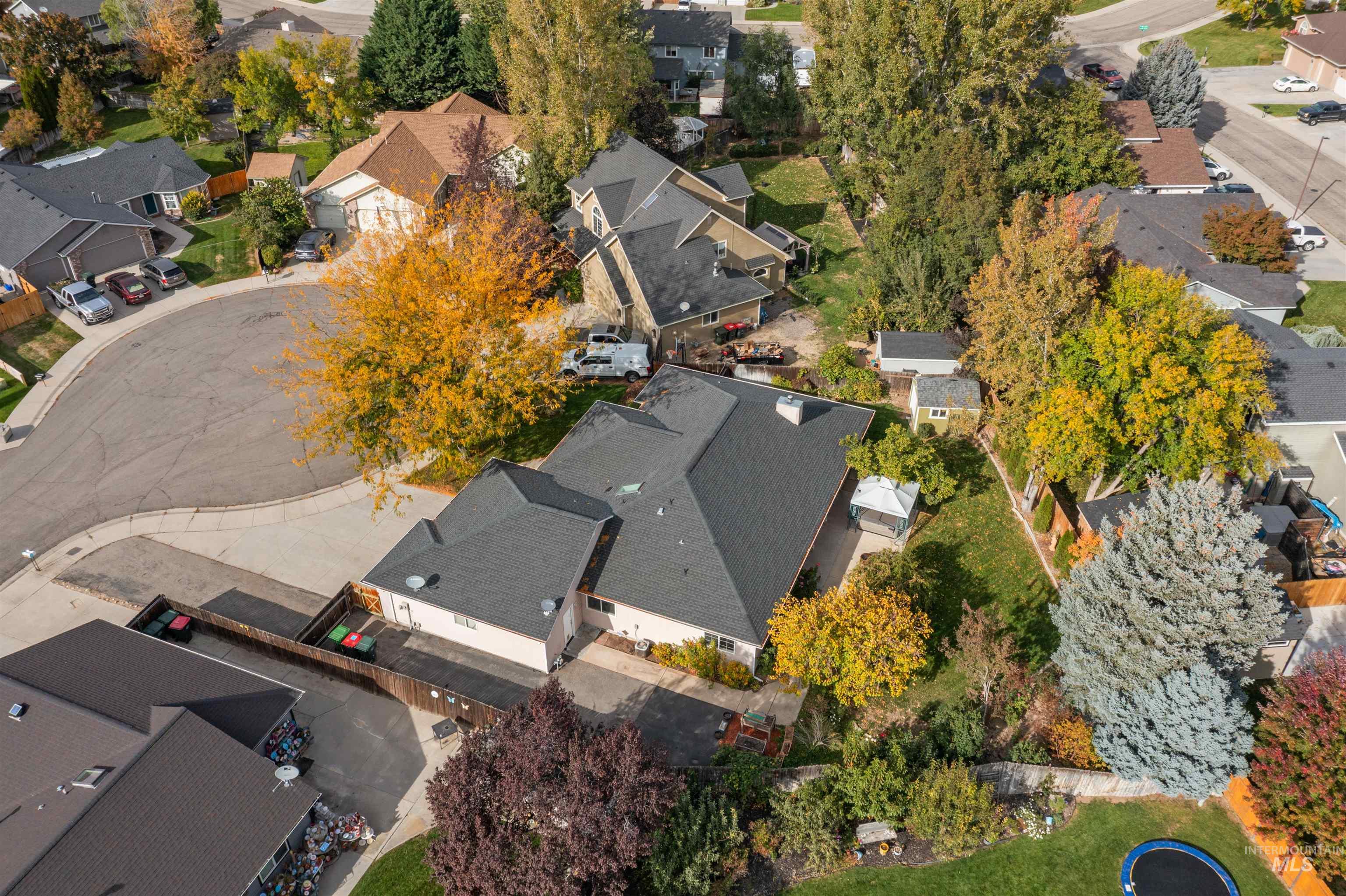 3879 W Big Creek Ct