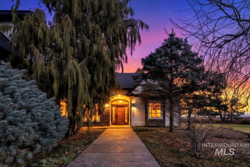 Photo of 13100 S Laken Ln, Kuna, ID 83634 (MLS # 98984221)