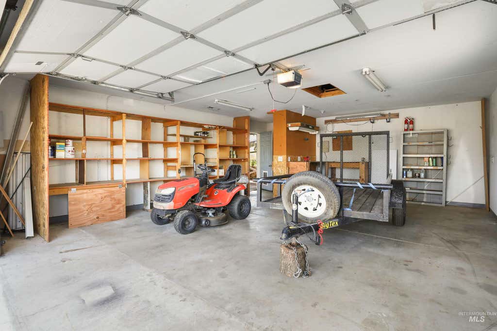 Photo of 1103 18th Ave, Clarkston, WA 99403 (MLS # 98996159)
