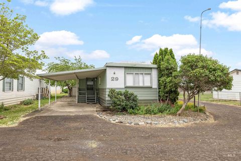 Photo of 516 Park Ave #29, Lewiston, ID 83501 (MLS # 98986228)