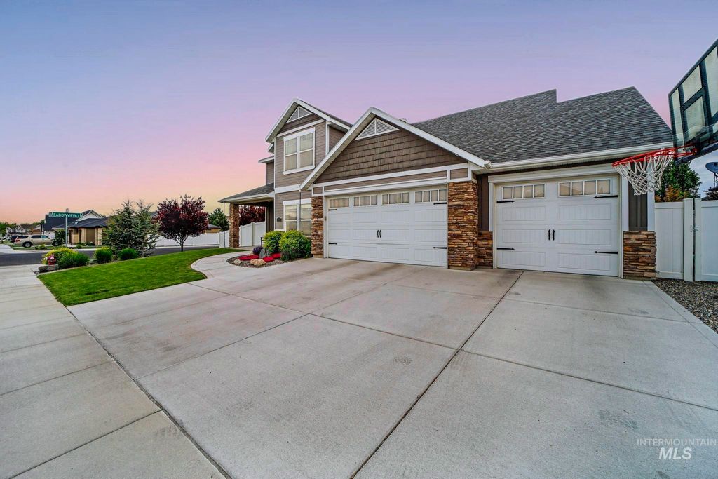 Photo of 2858 Sunray Loop, Twin Falls, ID 83301 (MLS # 98962895)
