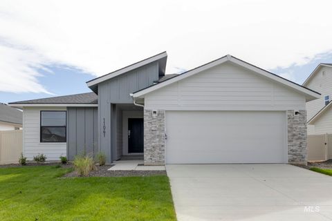 Photo of 6569 W Plateau Creek Dr, Meridian, ID 83646 (MLS # 98979240)