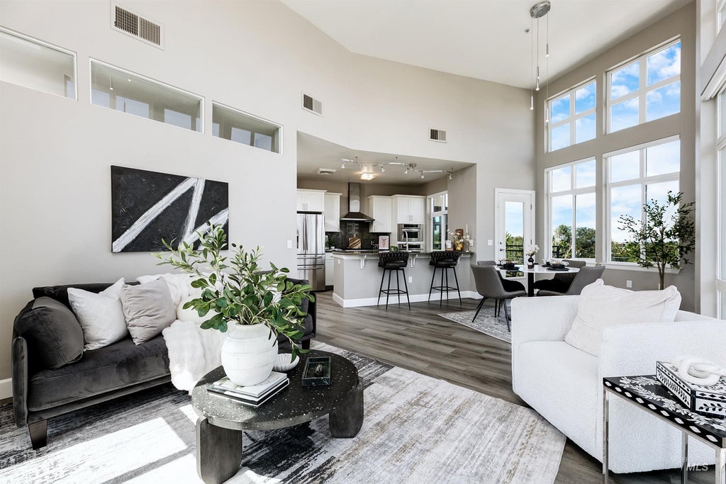 Photo of 406 S 13th Street #504, Boise, ID 83702 (MLS # 99000212)