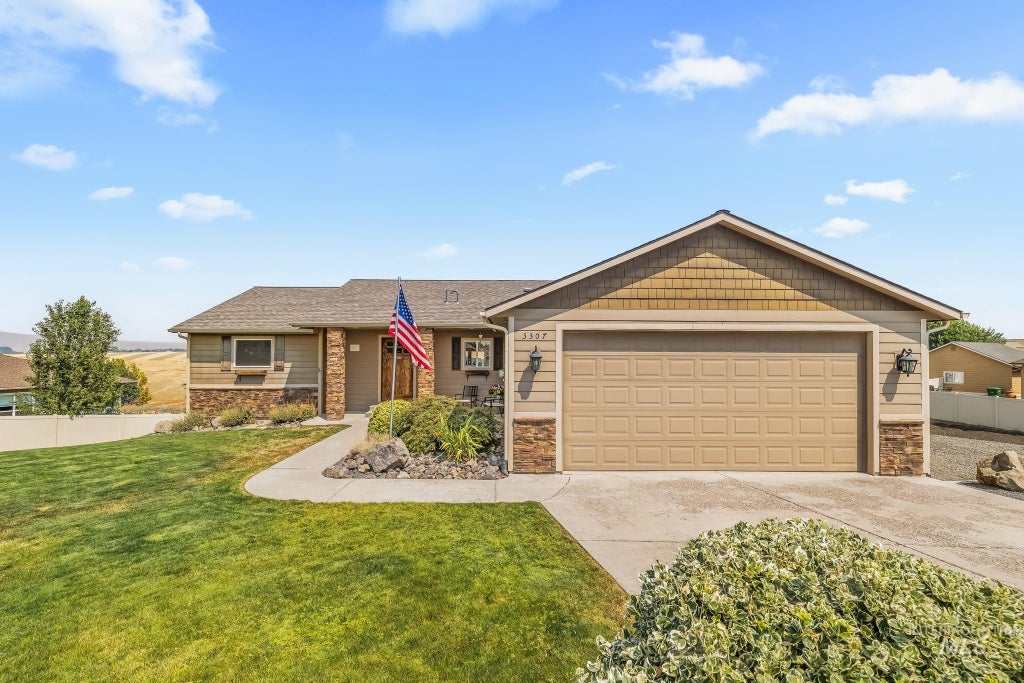 Photo of 3307 18th Street, Lewiston, ID 83501 (MLS # 99002565)
