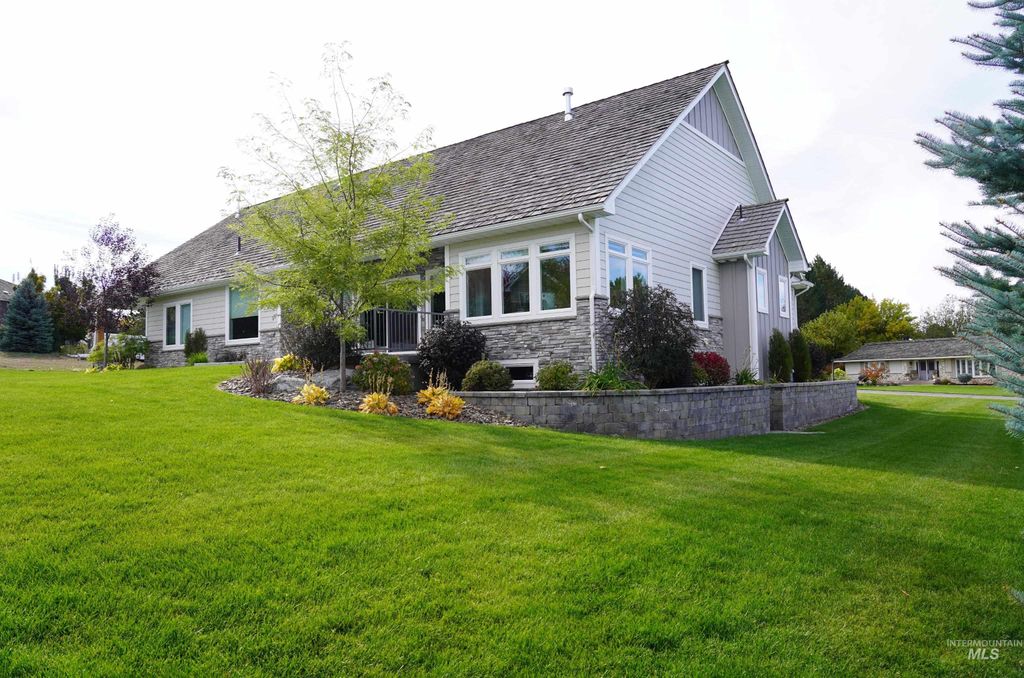 Photo of 1311 Fairview Ave, Rexburg, ID 83440 (MLS # 98979495)