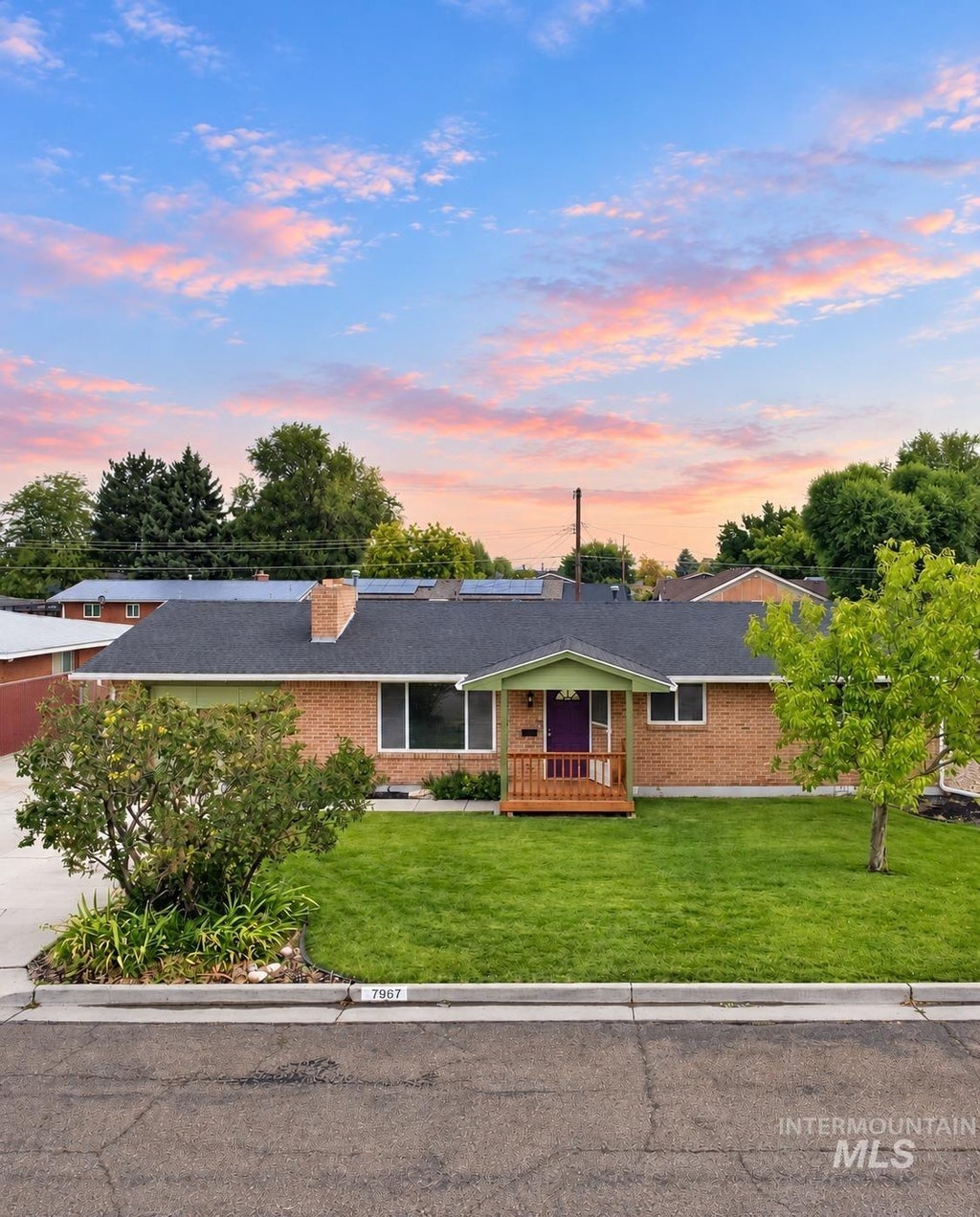 Photo of 306 Palo Alto Drive, Caldwell, ID 83605 (MLS # 98999805)
