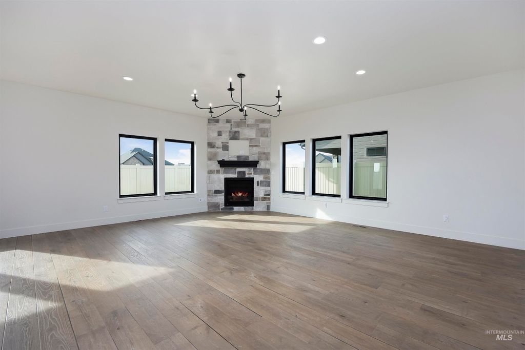 Photo of 645 Canyon Crest Drive W Dr, Twin Falls, ID 83301 (MLS # 98973924)