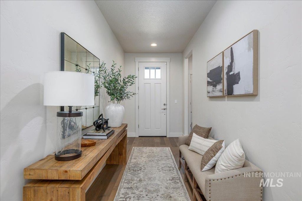 Photo of 3106 N Gaviola St, Meridian, ID 83646 (MLS # 98981033)