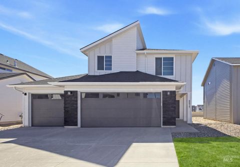 Photo of 6617 W Plateau Creek Dr, Meridian, ID 83646 (MLS # 98979904)