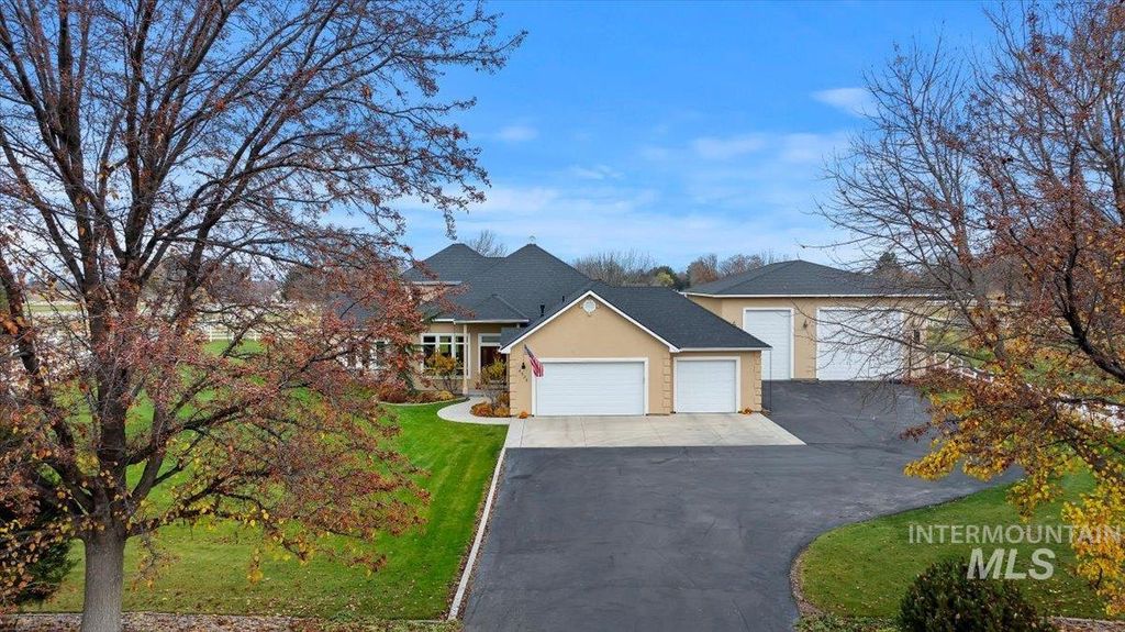 Photo of 4034 St James Loop, Nampa, ID 83687 (MLS # 98968483)