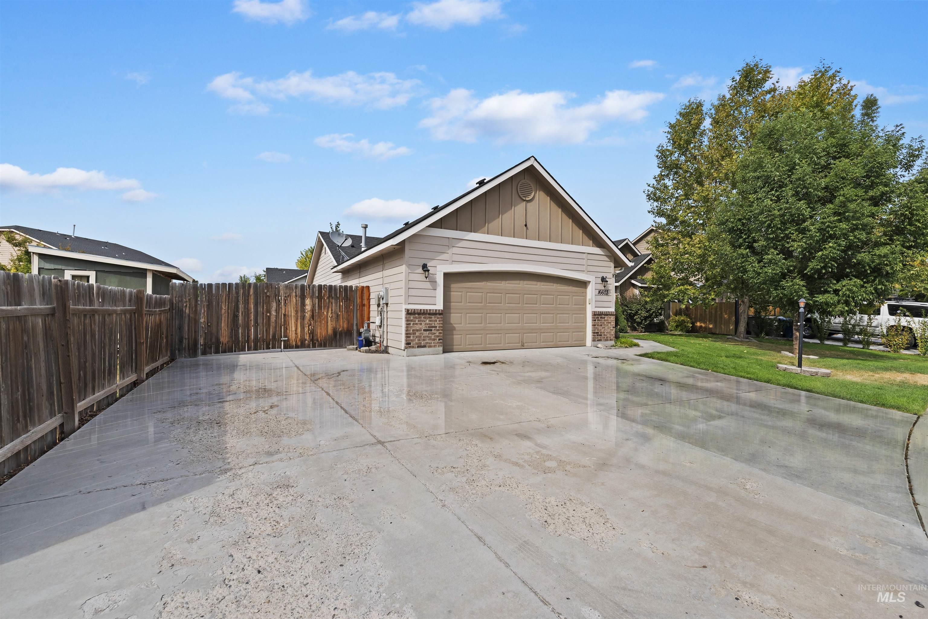 16603 N Fielding Way