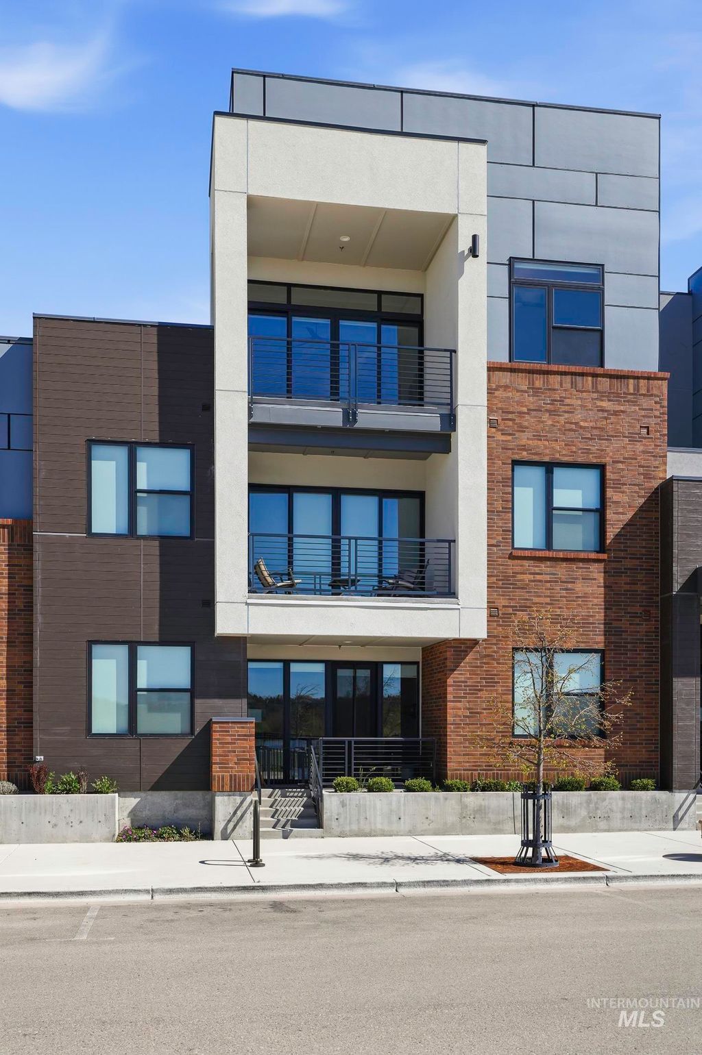 Photo of 4250 E. Haystack St #308, Boise, ID 83716 (MLS # 98981182)