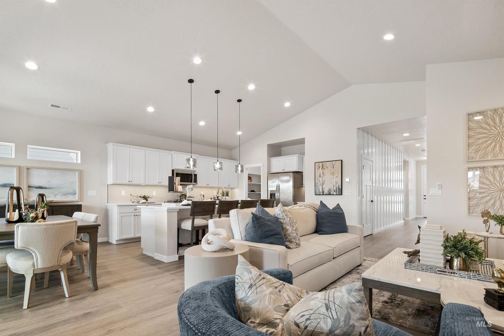 Photo of 17607 Moon Ridge Pl, Nampa, ID 83687 (MLS # 98975630)