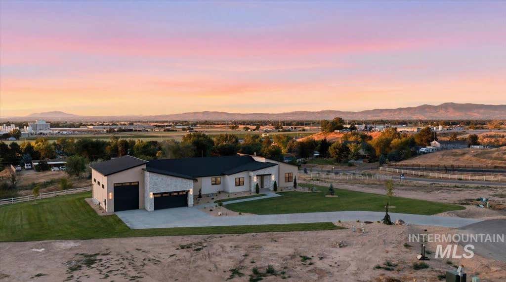 Photo of 1011 N 63rd St, Nampa, ID 83687 (MLS # 98995475)