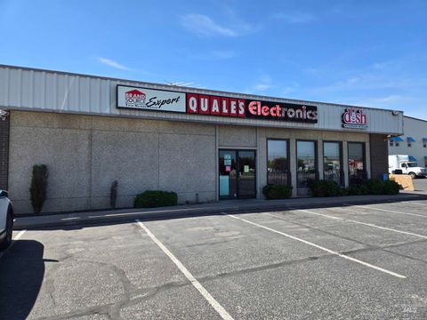 Photo of 1730 Kimberly Road, Twin Falls, ID 83301 (MLS # 98946592)