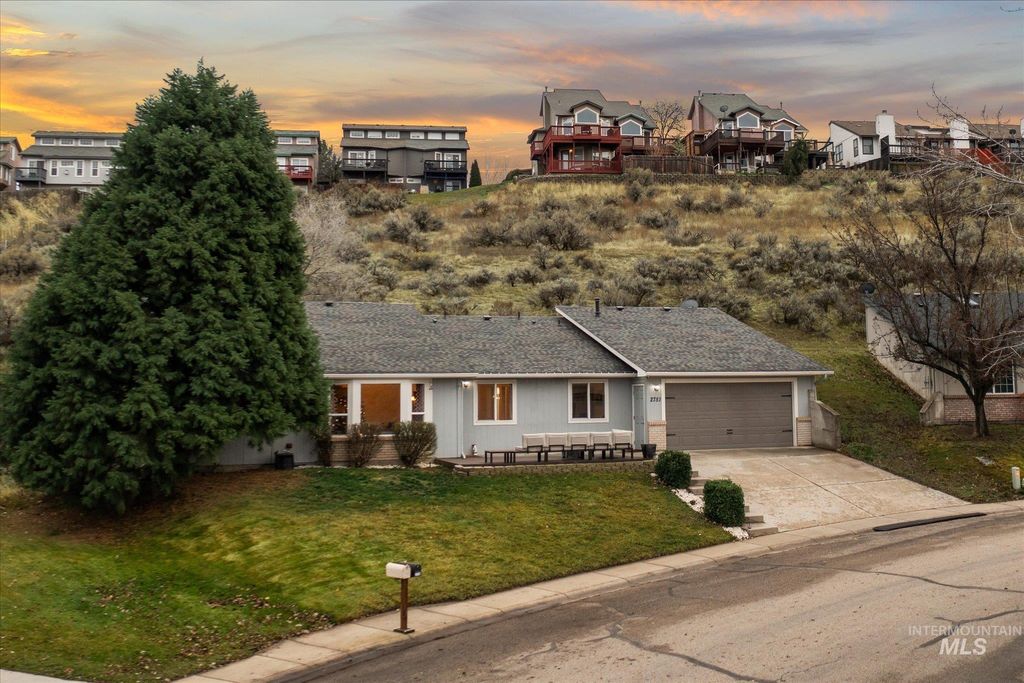 Photo of 2751 E Mendota Dr, Boise, ID 83716 (MLS # 98970537)