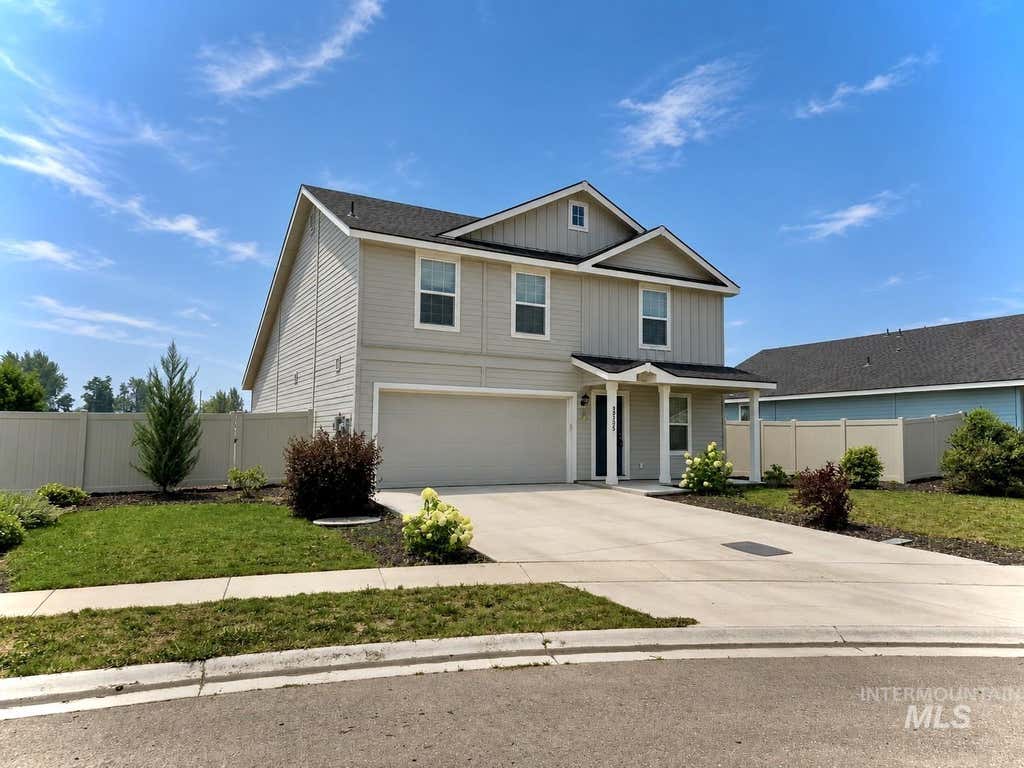 Photo of 3305 E Mossy Rock Ct, Nampa, ID 83686 (MLS # 98995831)