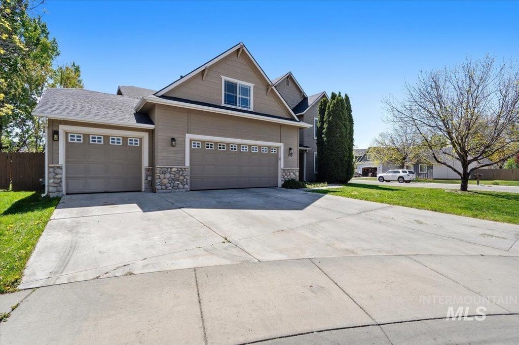 Photo of 498 E W Moskee St, Meridian, ID 83646 (MLS # 98984196)
