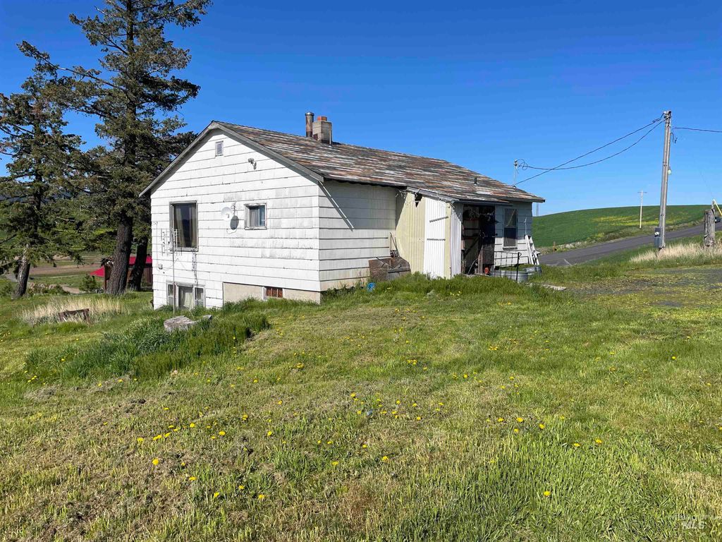Photo of 3201 Darby RD, Moscow, ID 83843 (MLS # 98986377)