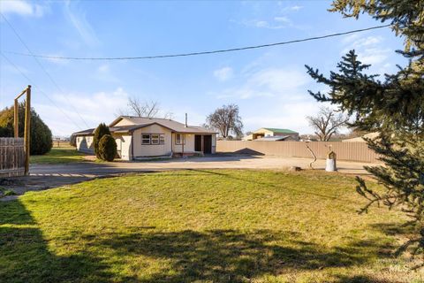 9820 Highway 44 Middleton ID 83644