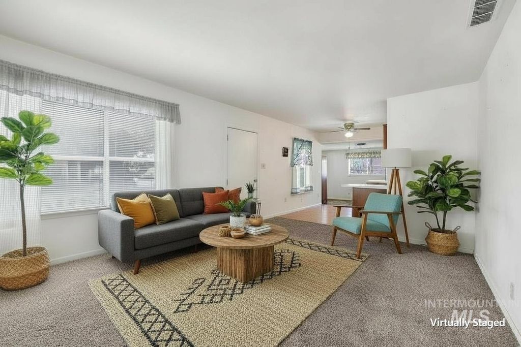 Photo of 415 Adams St, Twin Falls, ID 83301 (MLS # 98979456)