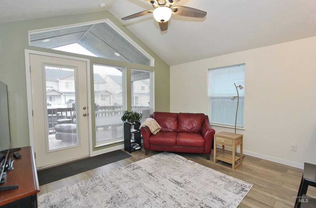 Photo of 3015 N Silver St, Boise, ID 83703 (MLS # 98972458)