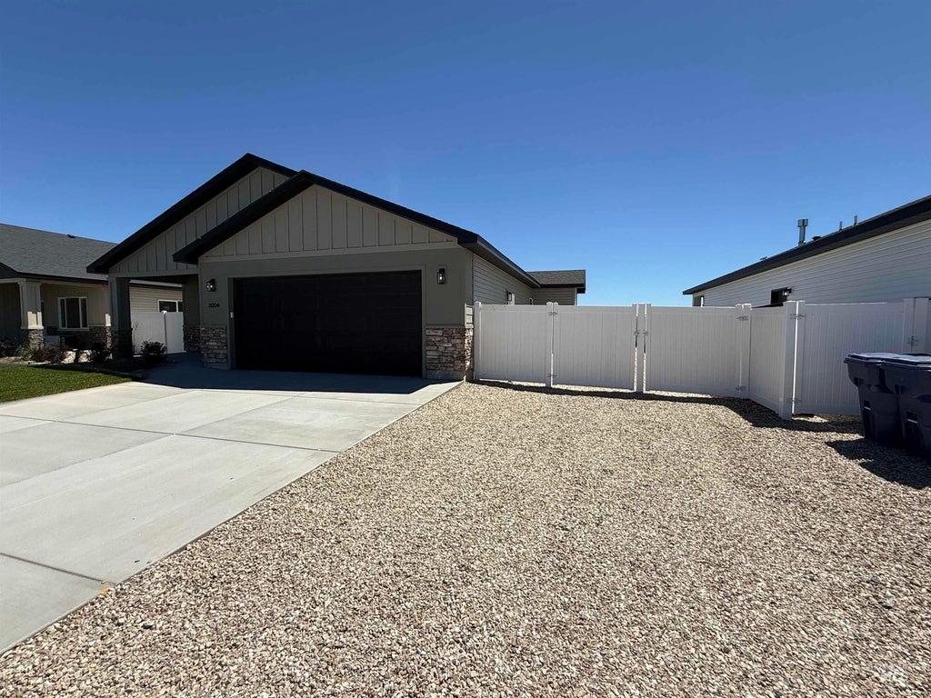 Photo of 2006 Trae Street, Jerome, ID 83338 (MLS # 98987438)