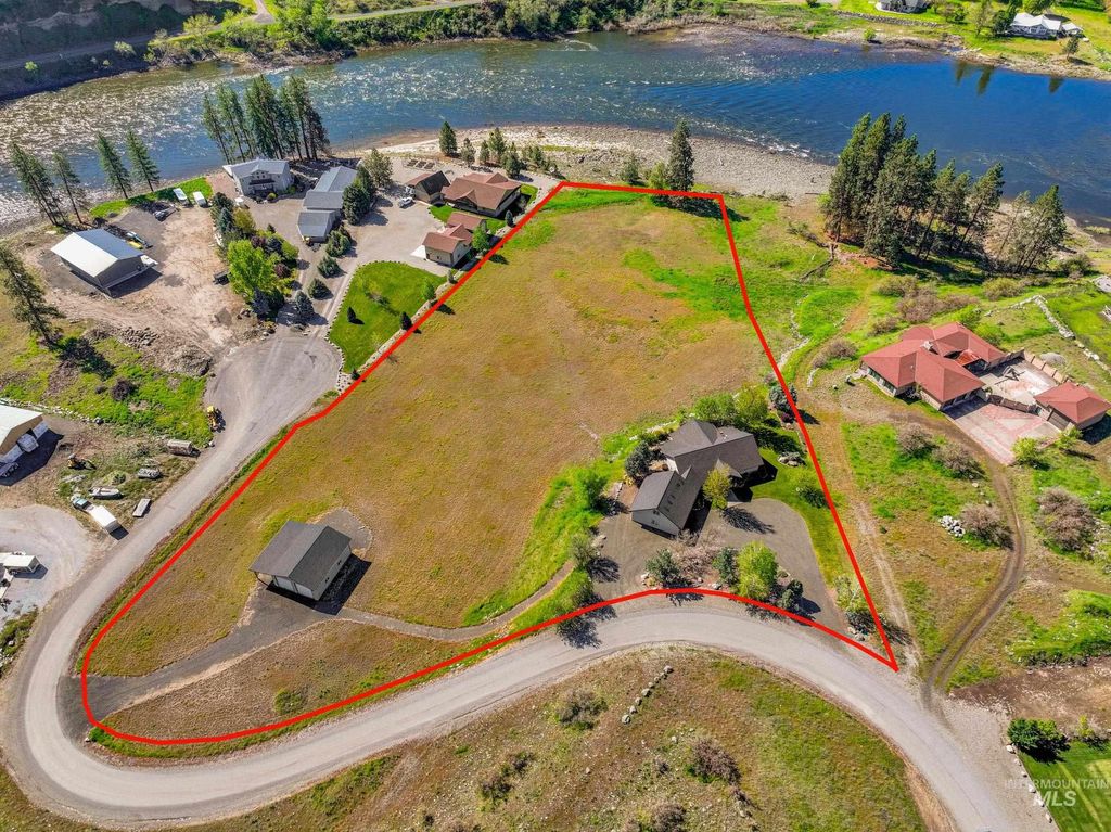Photo of 113 Deford Rd, White Bird, ID 83554 (MLS # 98987629)
