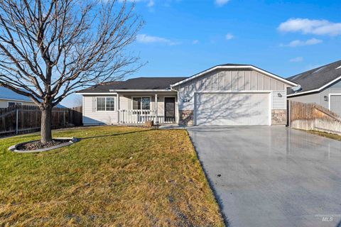 Photo of 629 S Kiser Ave, Boise, ID 83709 (MLS # 98971782)