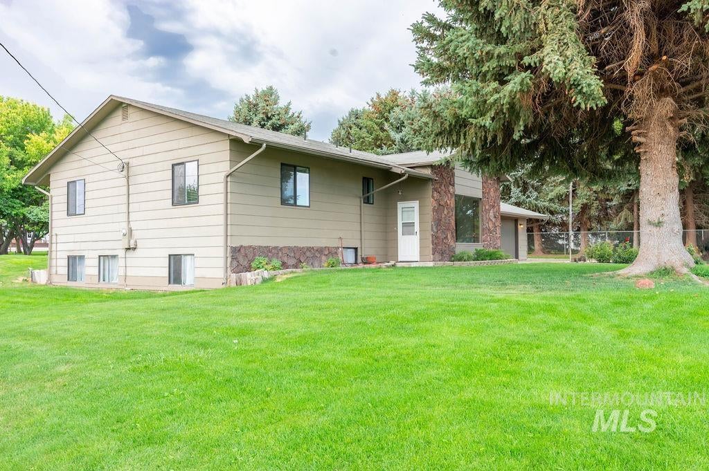 Photo of 3063 E 3400 N, Twin Falls, ID 83301 (MLS # 98998589)