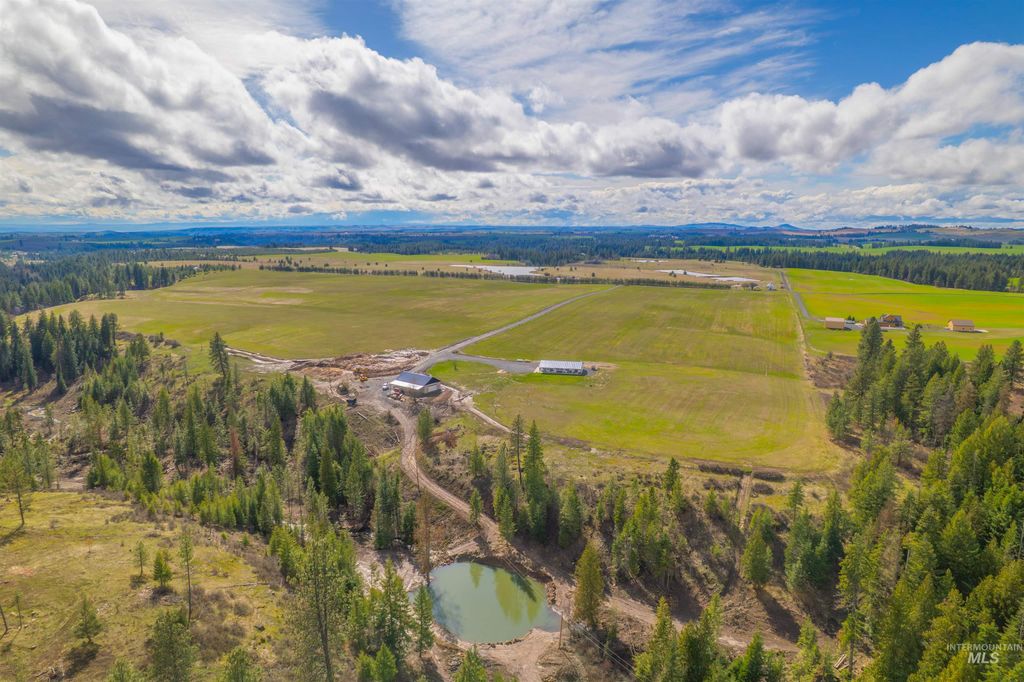 Photo of 1400 Texas Ridge Rd, Deary, ID 83823 (MLS # 98976499)