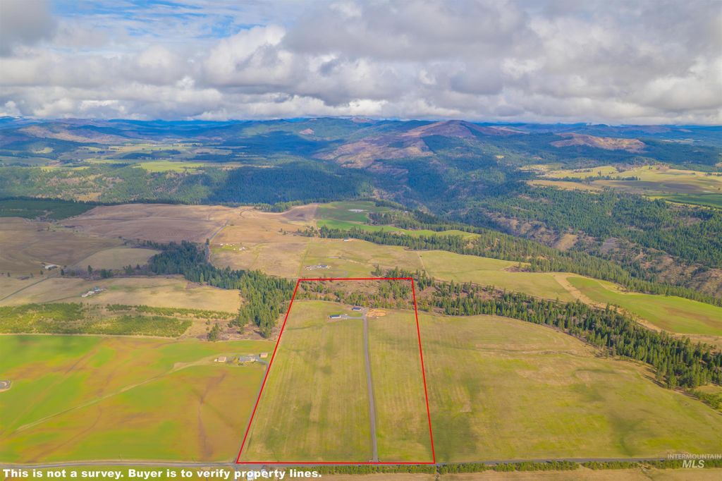 Photo of 1400 Texas Ridge Rd, Deary, ID 83823 (MLS # 98976499)