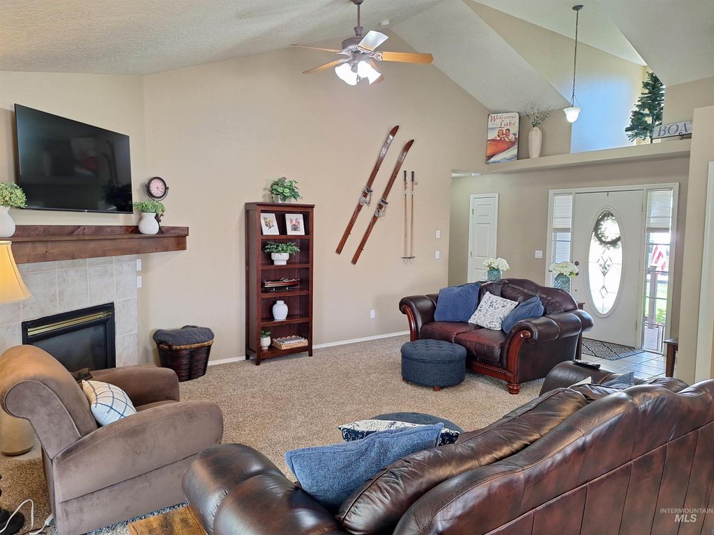 Photo of 452 Bitterbrush Ave, Nampa, ID 83686 (MLS # 98982244)