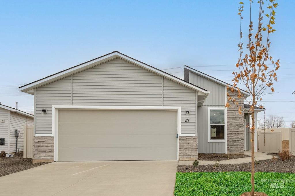 Photo of 47 S Sweetgrass Ave, Nampa, ID 83651 (MLS # 98965341)