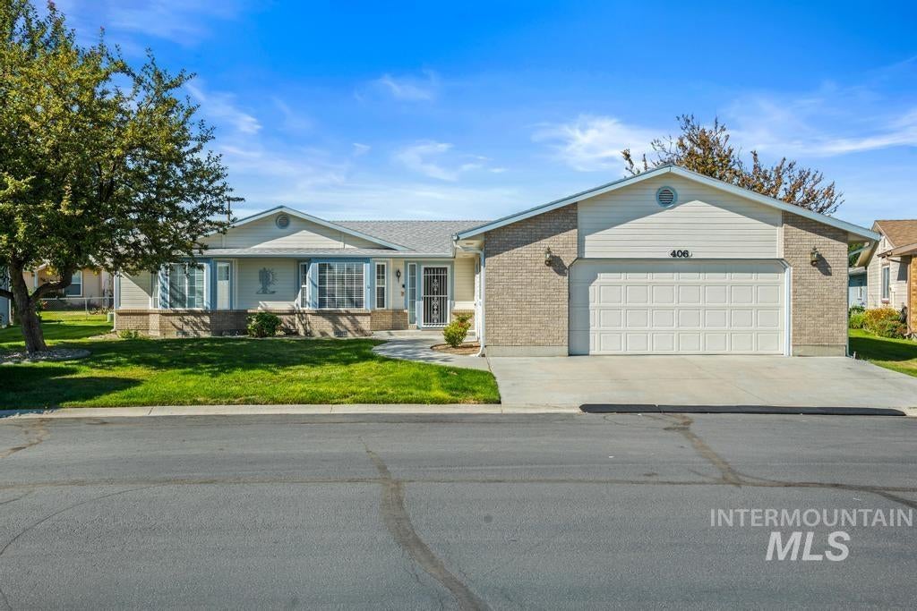 Photo of 1100 Burnett Dr #406C, Nampa, ID 83651 (MLS # 99003788)