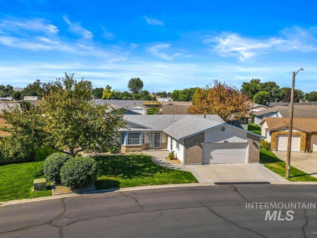Photo of 1100 Burnett Dr #406C, Nampa, ID 83651 (MLS # 99003788)