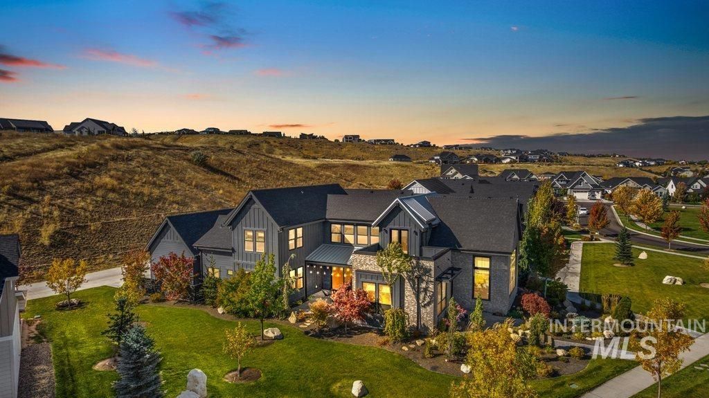 Photo of 12082 N Horse Collar Way, Boise, ID 83714 (MLS # 98965309)