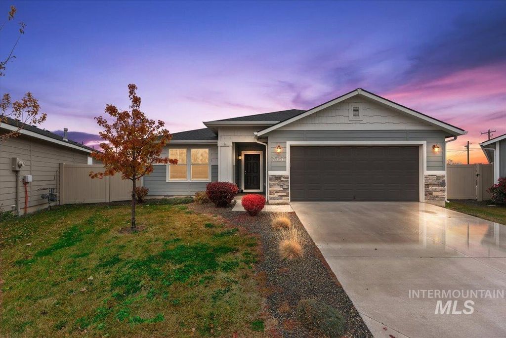 Photo of 3166 N Saratov Way, Kuna, ID 83634 (MLS # 98966810)